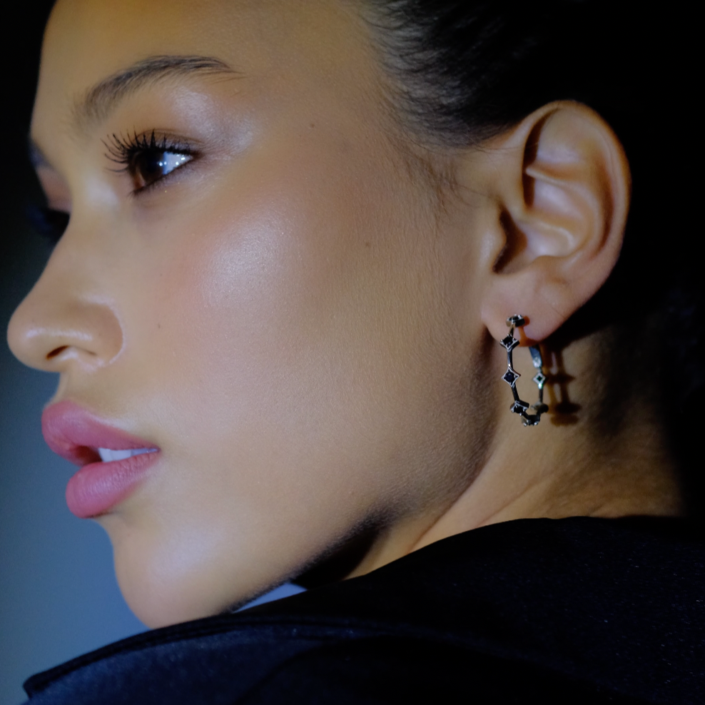 EARRINGS "TRAP" WITH BLACK DIAMONDS / SOLID WHITE GOLD