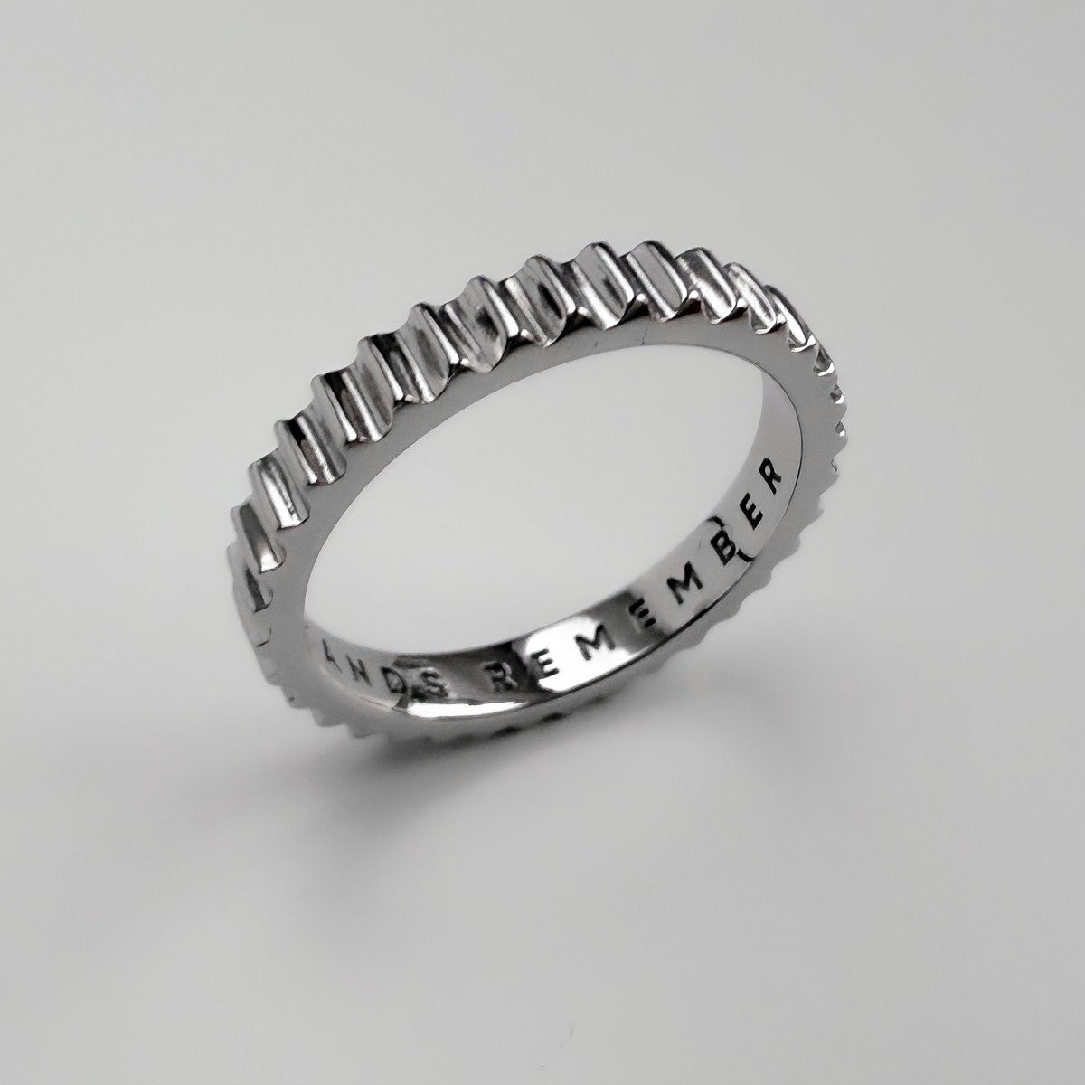 RING "GEARS OF TIME" WITH MOISSANITE ON ONE SIDE | SILVER