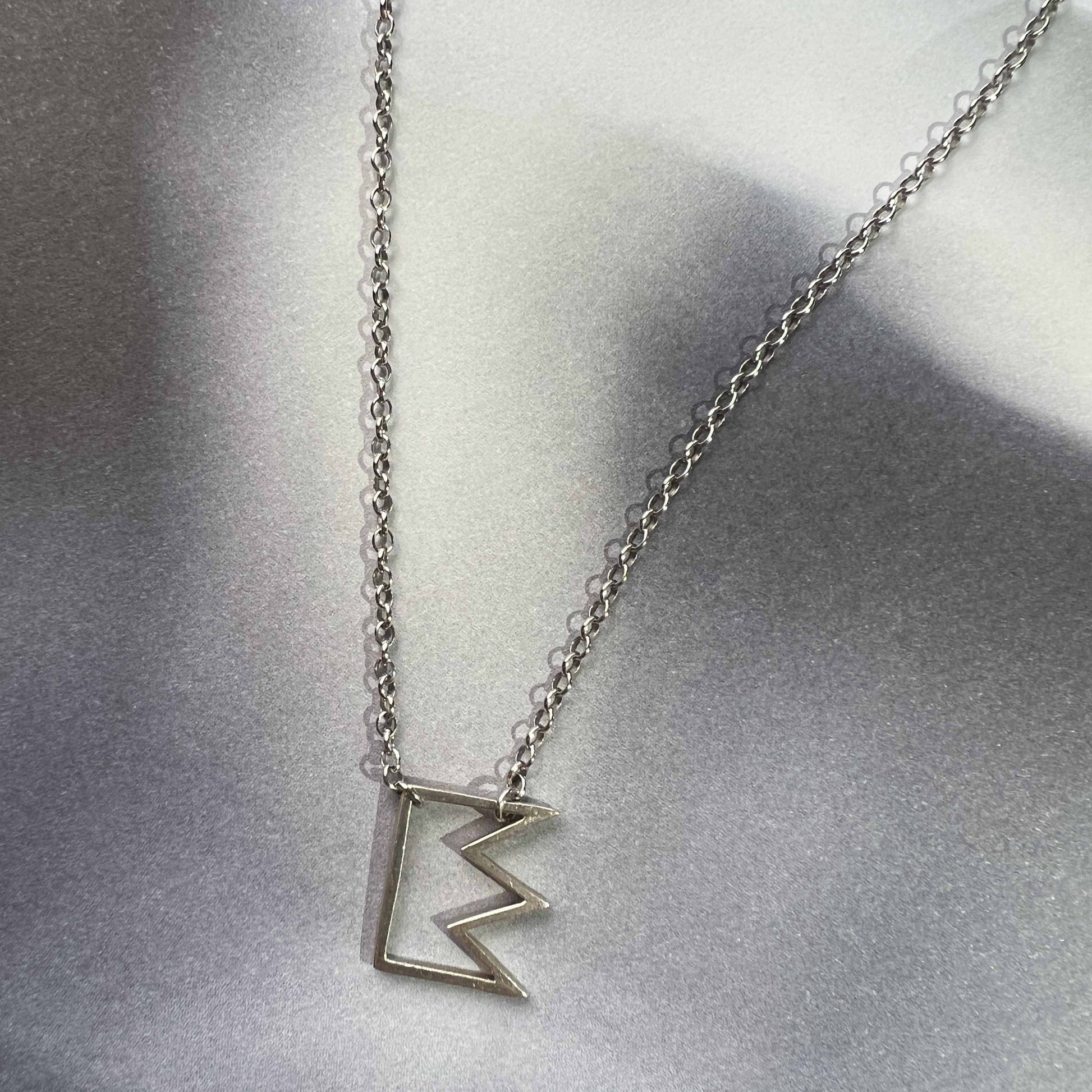 CHAIN WITH PENDANT "CROWN" / SILVER