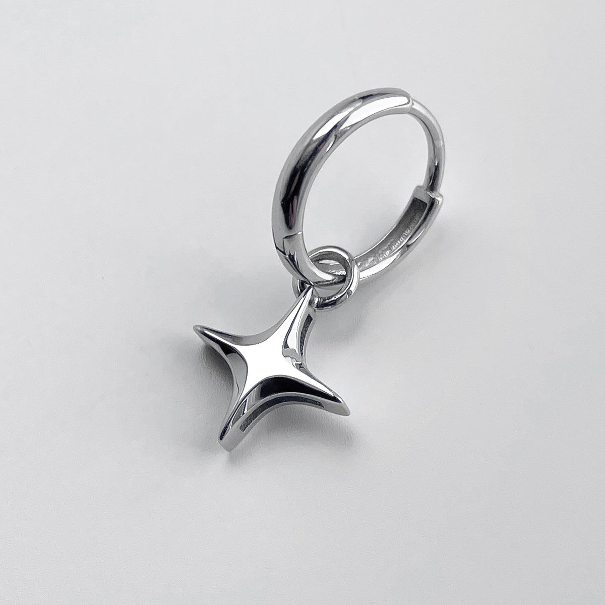 EARRING "ALIEN STAR" | SILVER