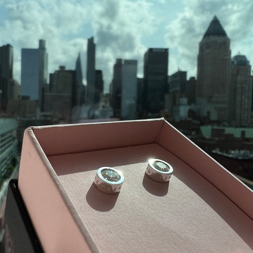 STUDS "STONE BALL" WITH MOISSANITE / SILVER