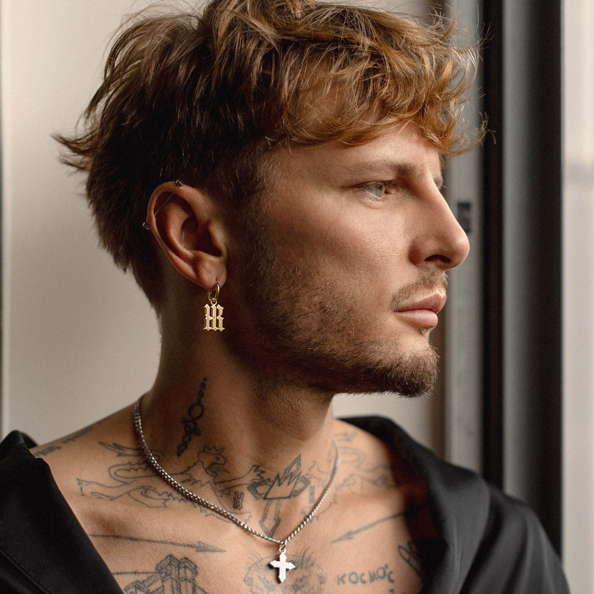 EARRING "GOTHIC LOGO" / SOLID GOLD