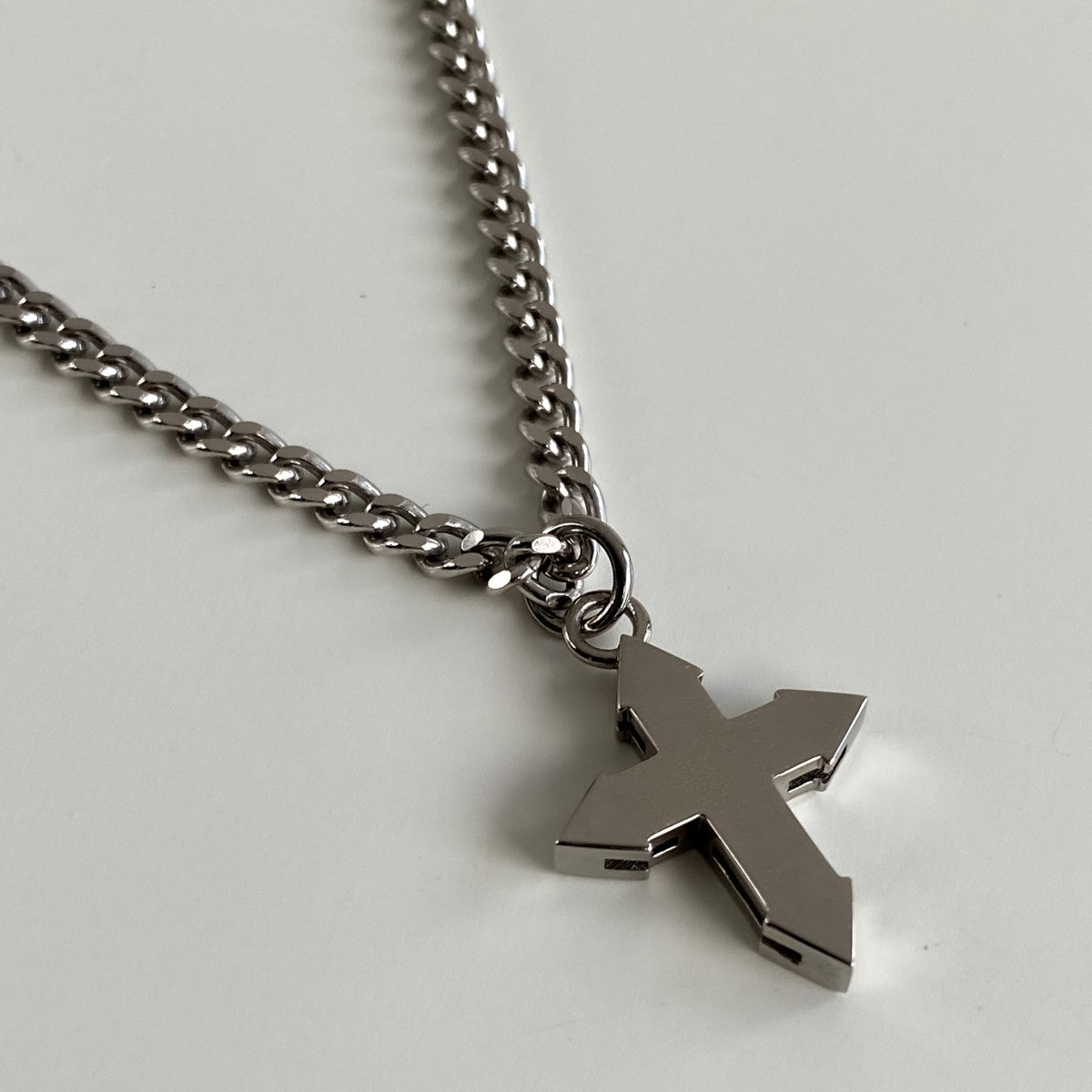 PENDANT "GRAND CROSS" ON A CHAIN / SILVER