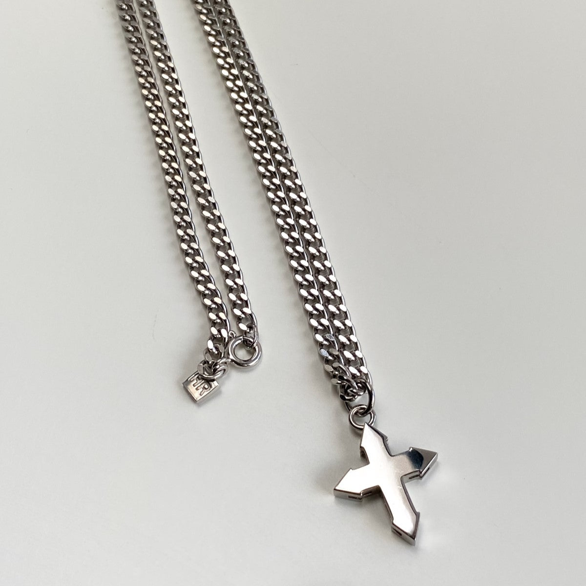 PENDANT "GRAND CROSS" ON A CHAIN / SILVER