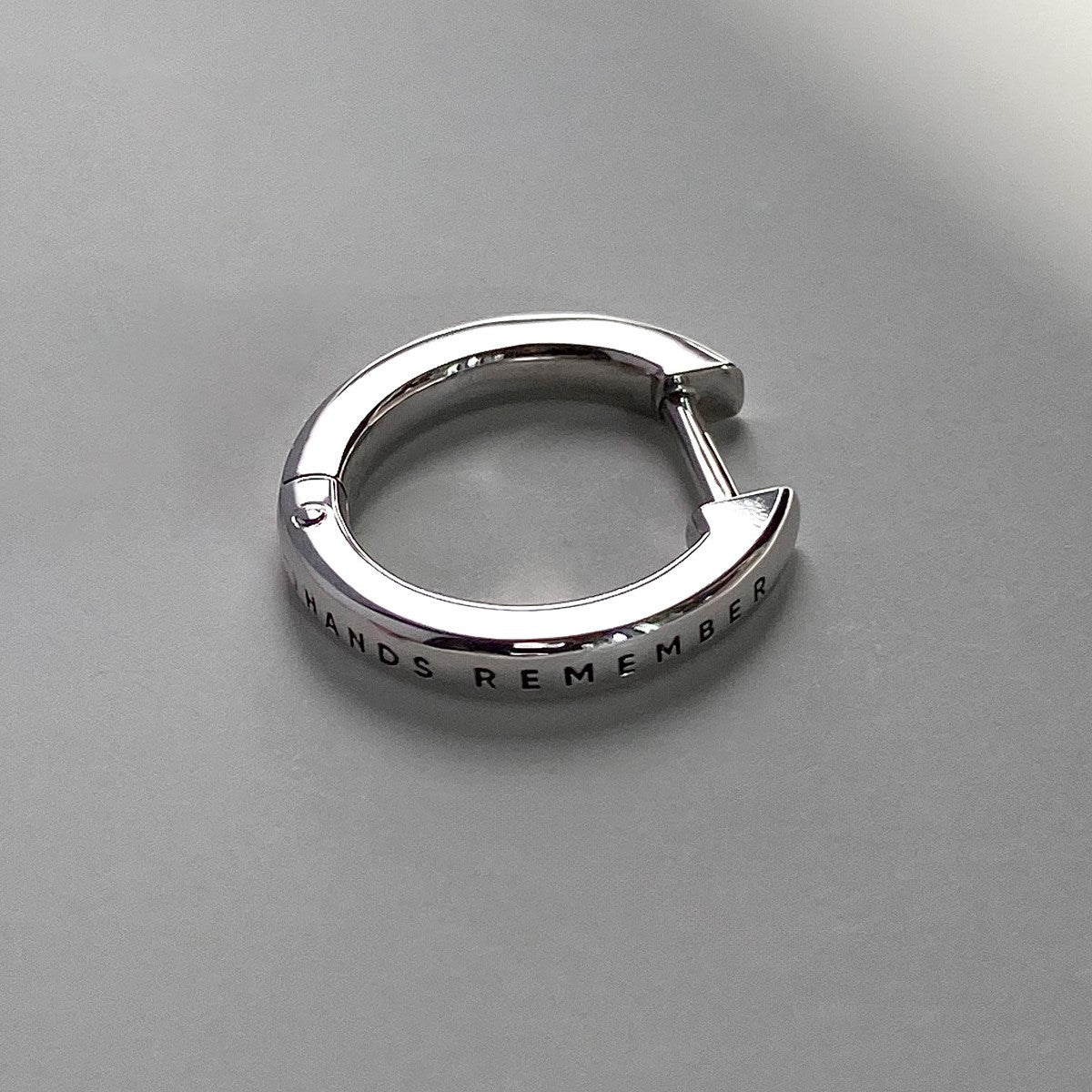 HOOP EARRING "MEMORIES" MINI | SILVER