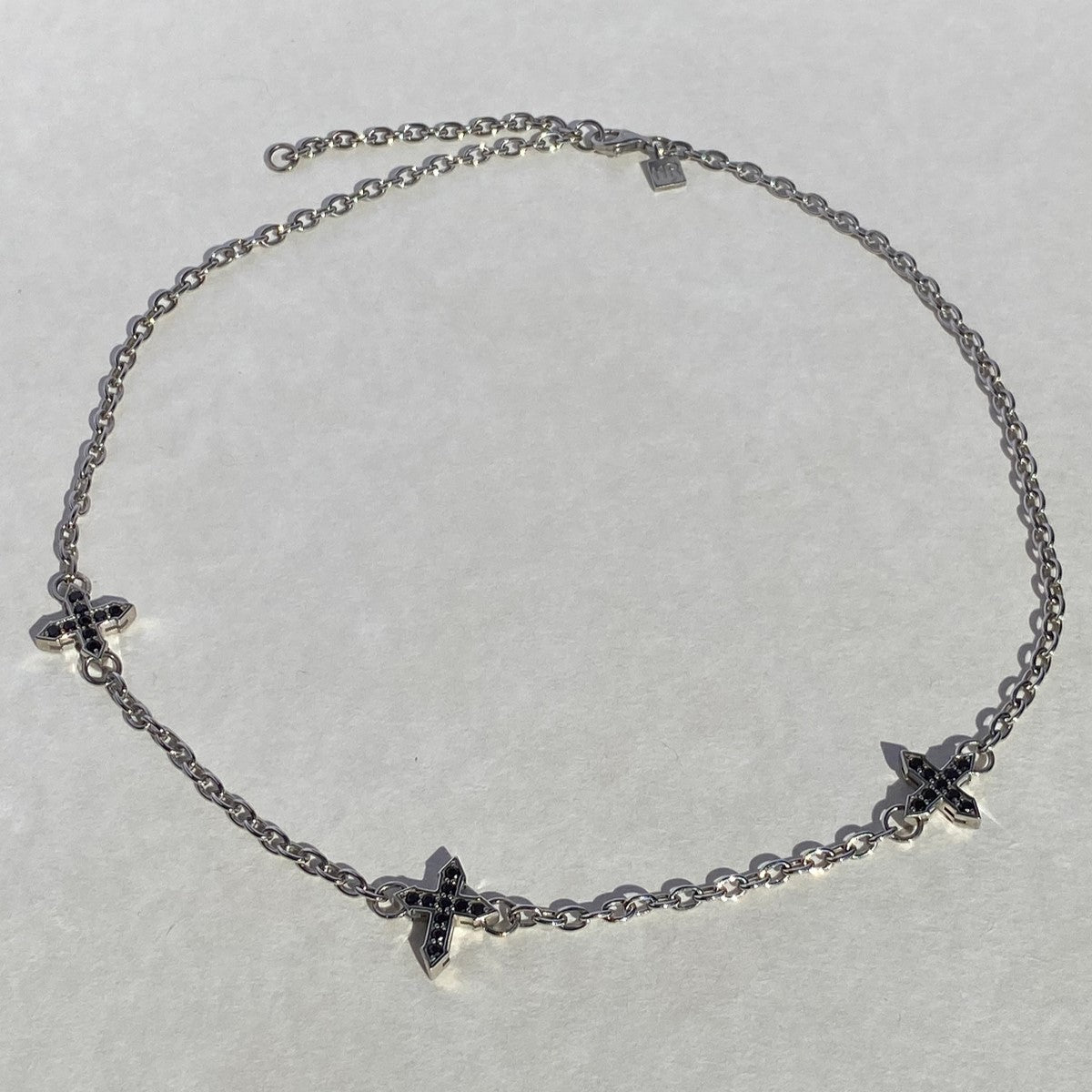 NECKLACE "TRINITY "GLOW" WITH BLACK SPINEL / SILVER