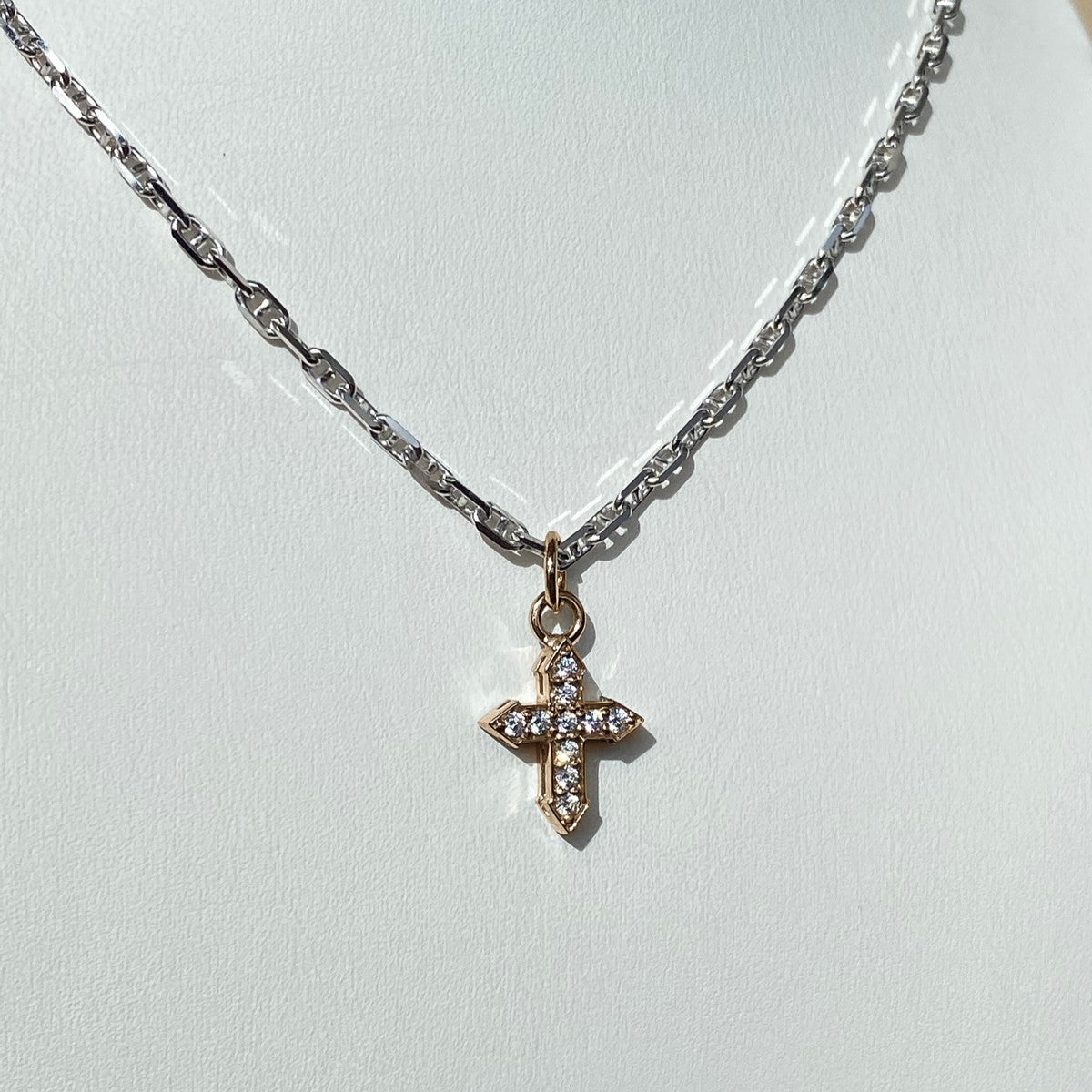 PENDANT CROSS "GLOW" WITH WHITE DIAMONDS ON A SILVER CHAIN / SOLID GOLD