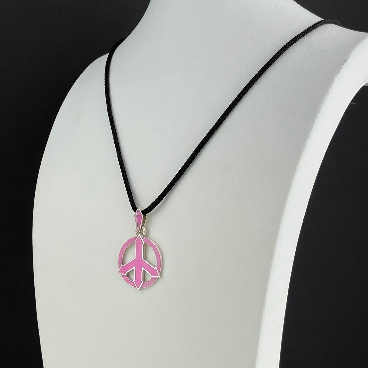 PENDANT "PACIFIC" WITH PINK ENAMEL ON A CORD | SILVER
