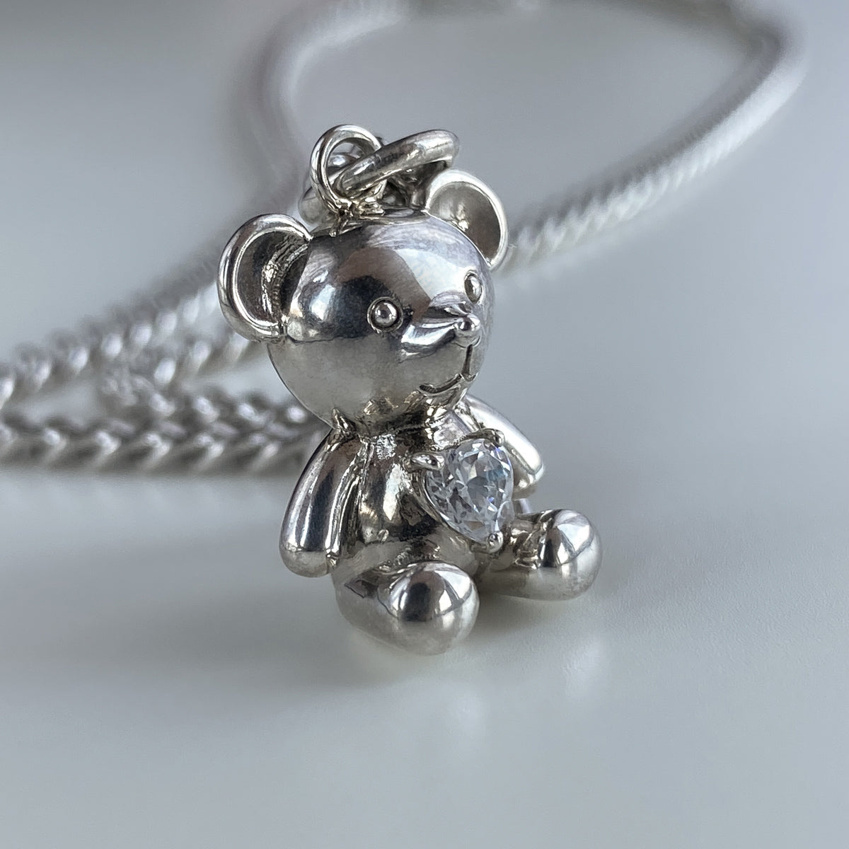PENDANT "TEDDY BEAR" ON A CHAIN | SILVER