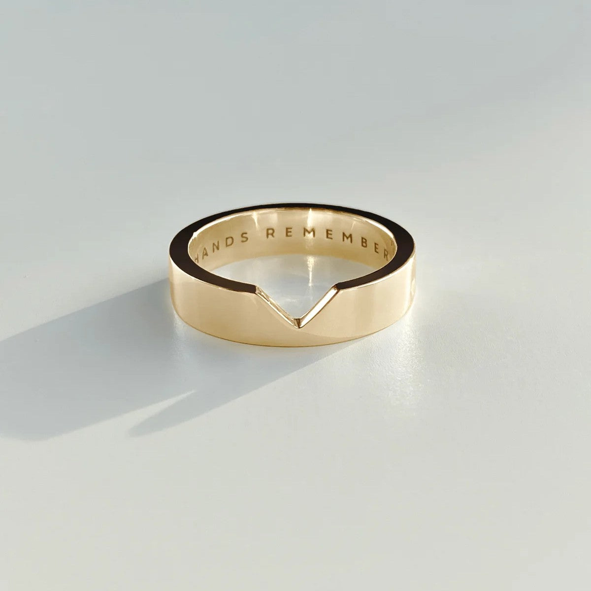 RING "YIN" | GOLD
