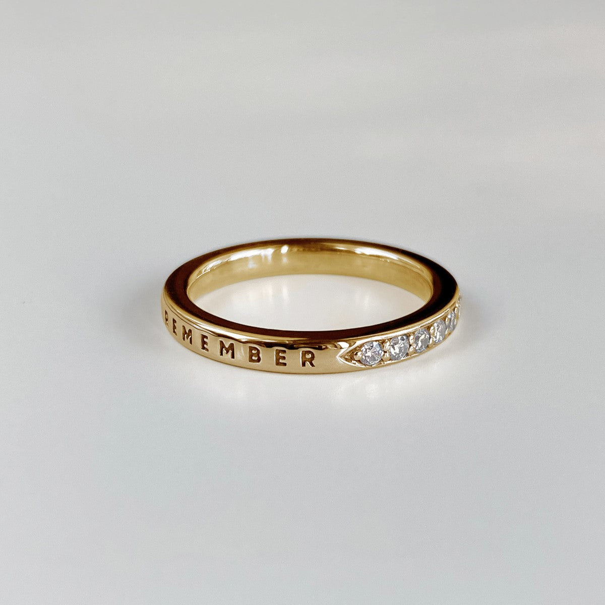 RING "MEMORIES" WITH A HALF CIRCLE OF MOISSANITE | GOLD