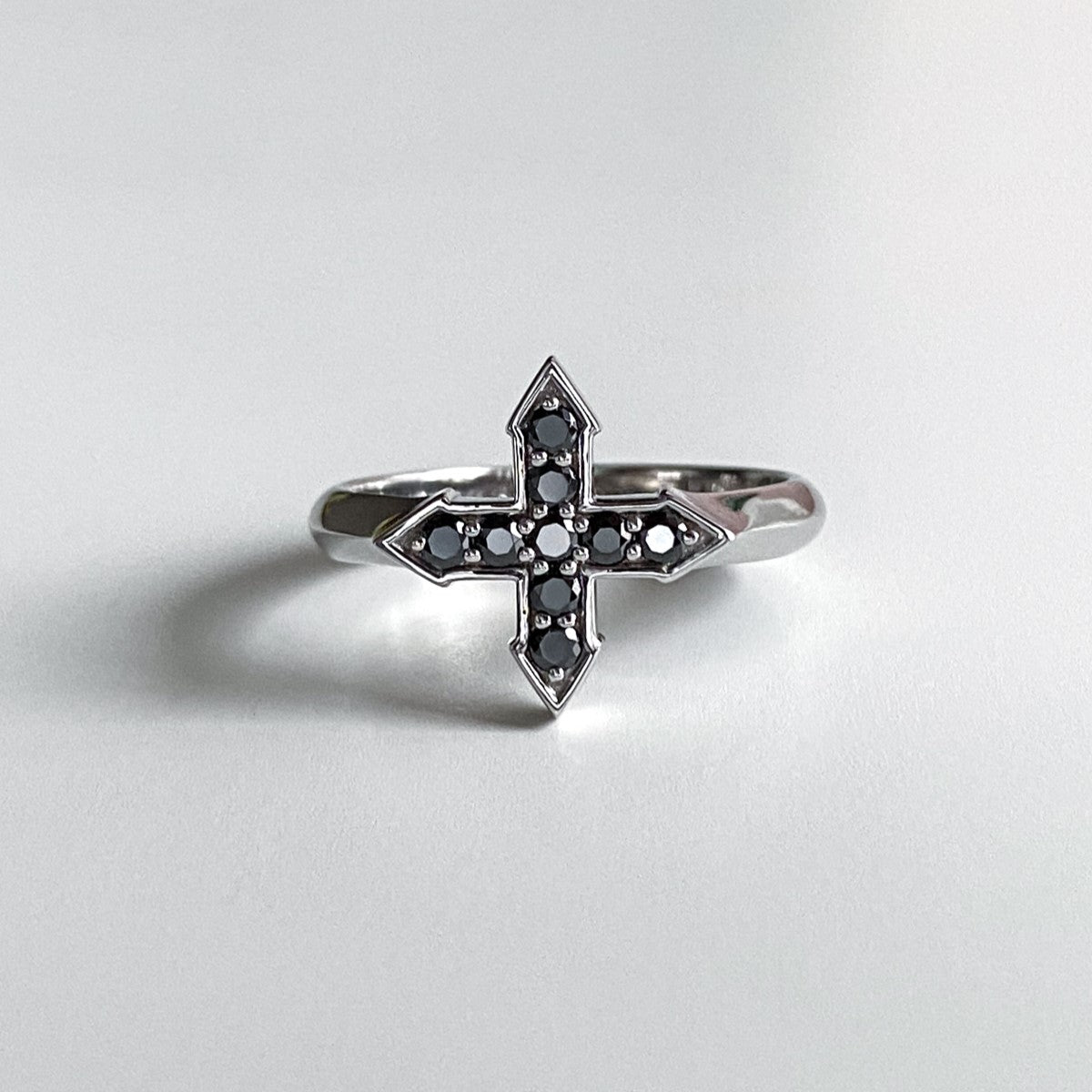 RING "STAR GLOW" WITH BLACK DIAMONDS / SILVER