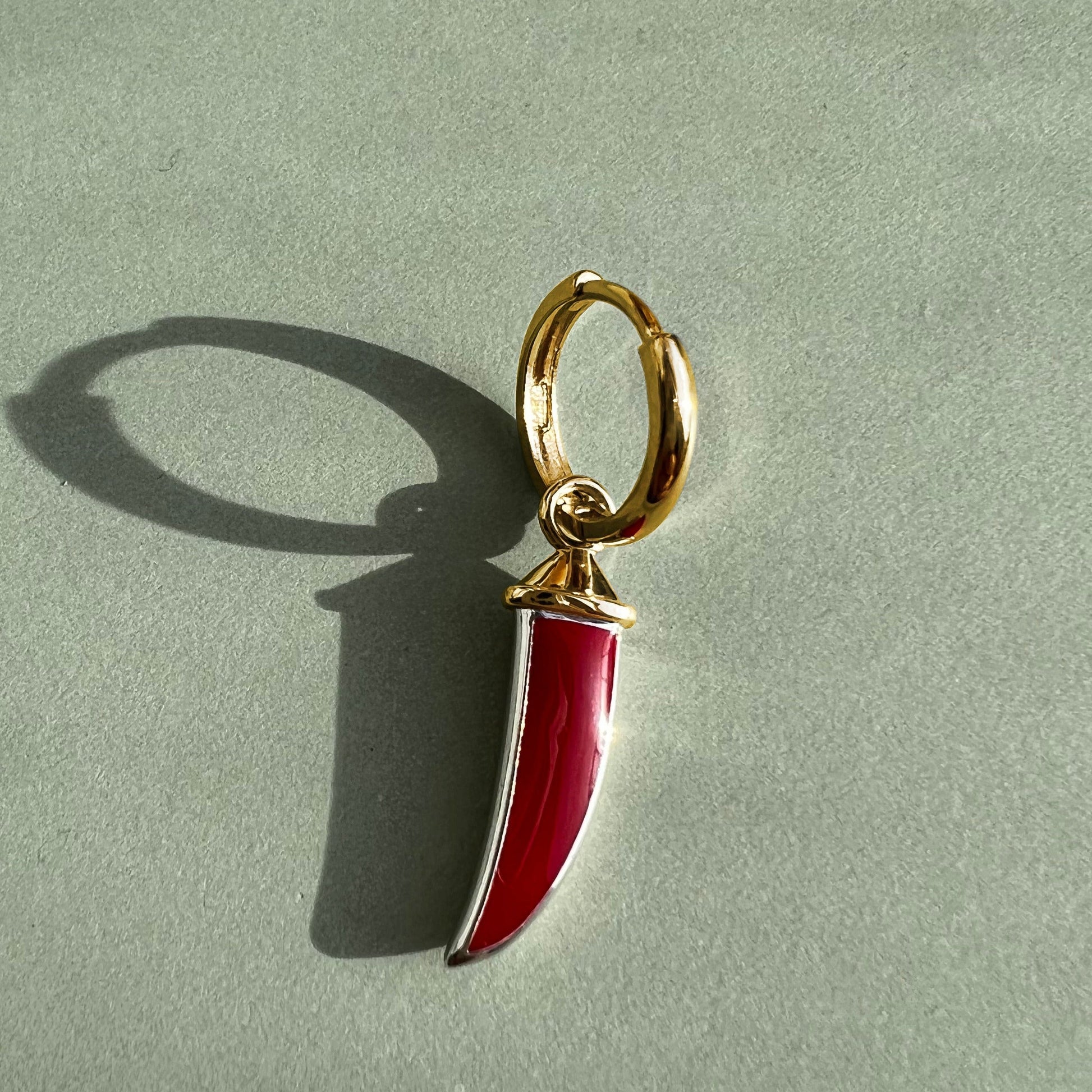 EARRING "HOT CHILI' / SOLID GOLD & SILVER WITH COLORED ENAMEL