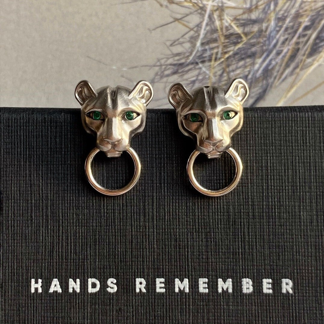 STUDS "PUMAS" / SOLID GOLD & EMERALDS