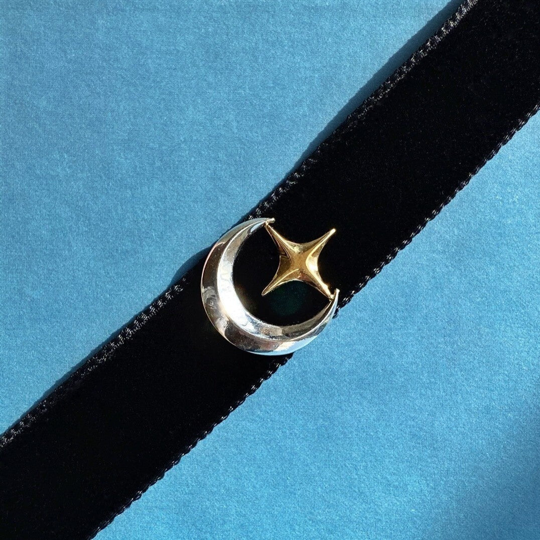 CHOKER "CRESCENT & STAR" / SOLID GOLD