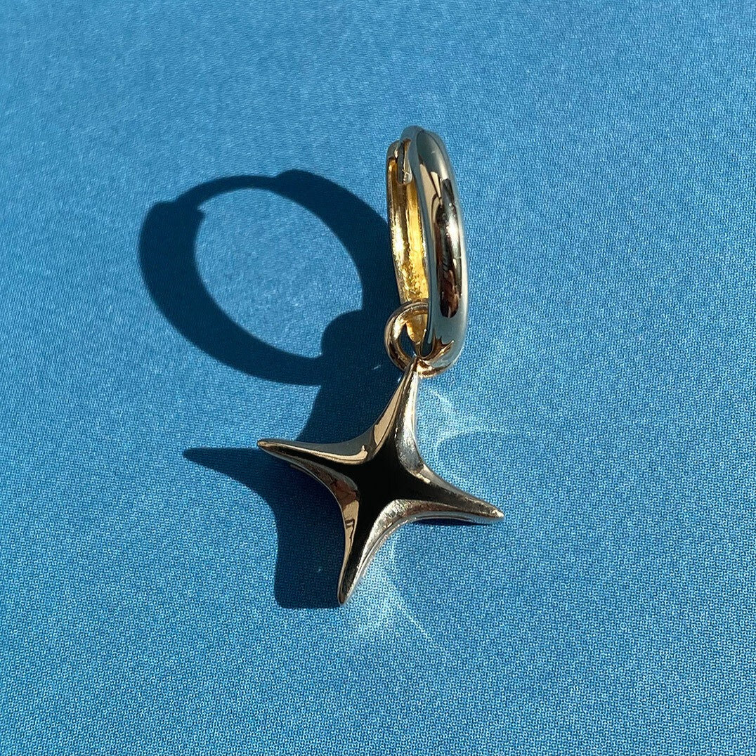 EARRING "POLAR STAR" / SOLID GOLD