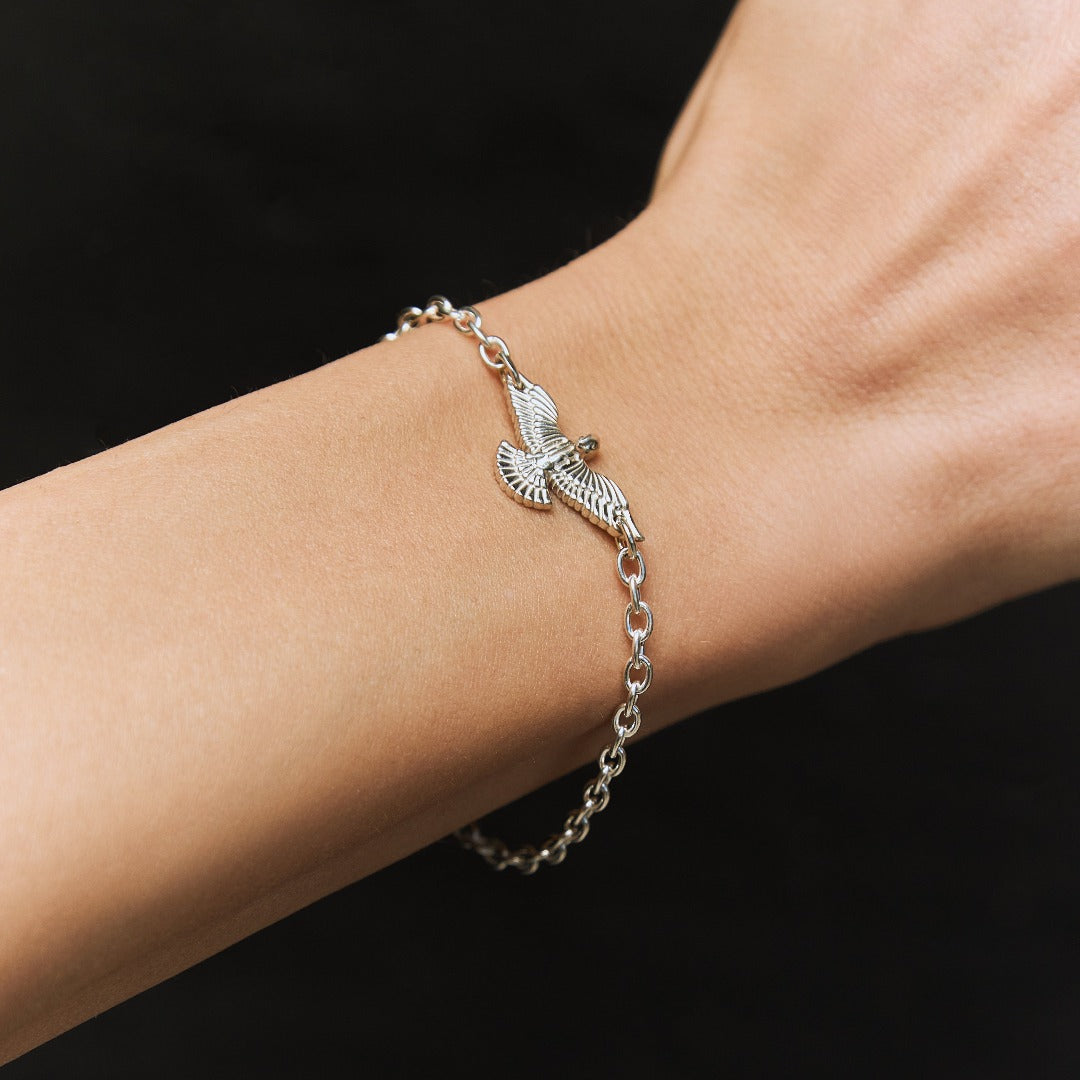 BRACELET "DOVE" ON A CHAIN / SILVER