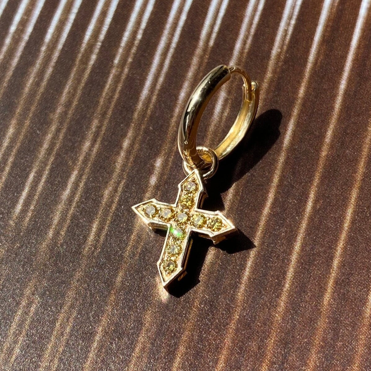 EARRING CROSS "GLOW" WITH ROYAL YELLOW DIAMONDS / SOLID GOLD