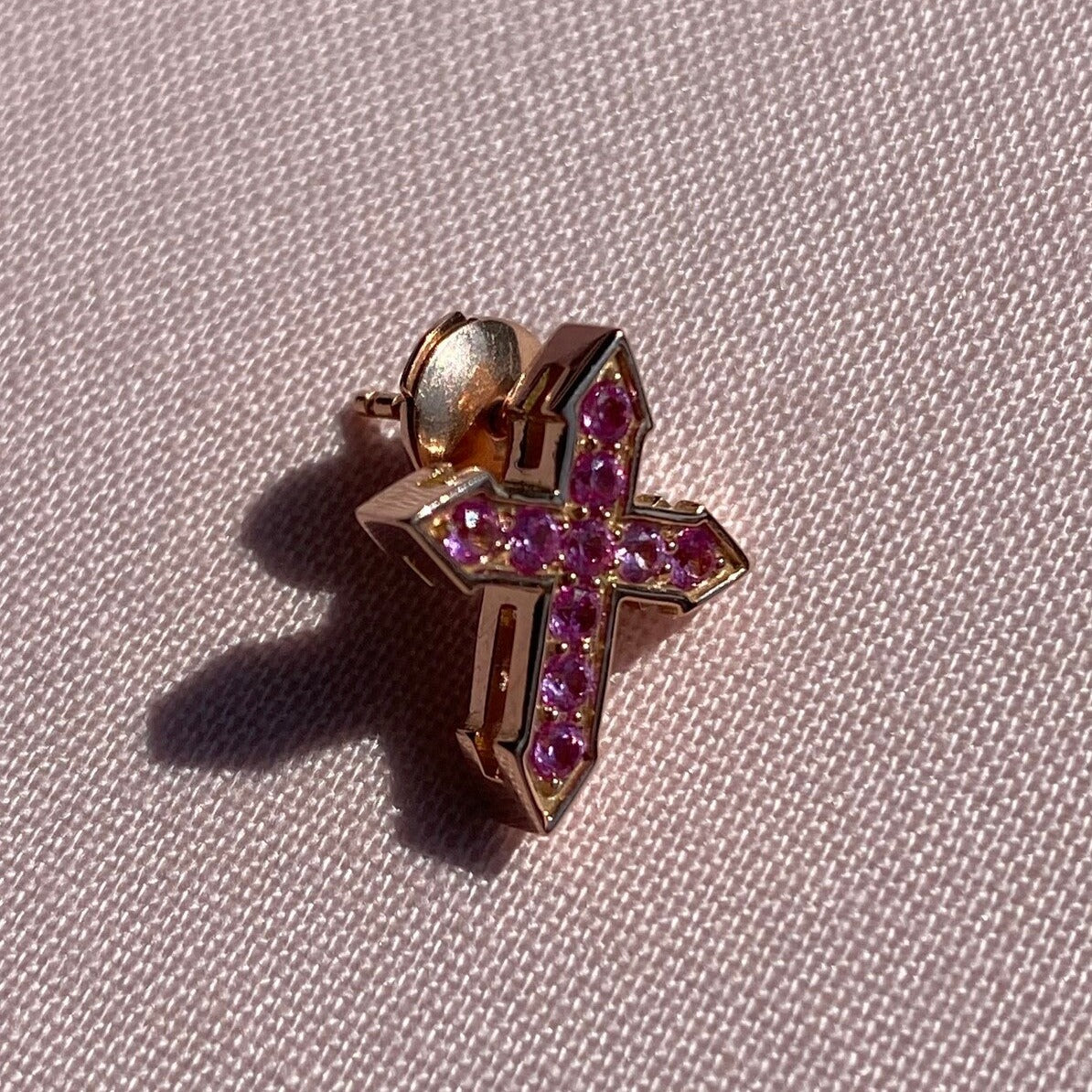 STUD CROSS "GLOW" WITH PINK SAPPHIRES / SOLID GOLD