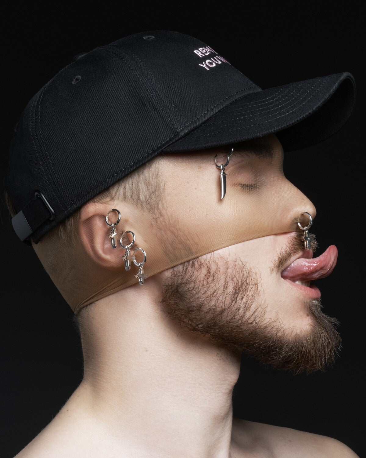 BASEBALL CAP BLACK/ RYWB
