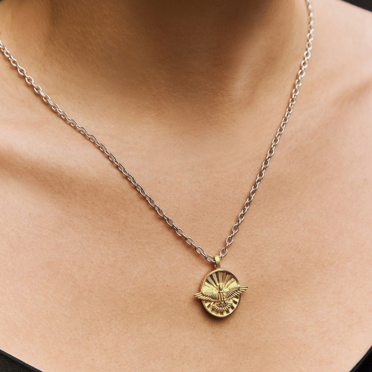 PENDANT "DOVE" ON A SILVER CHAIN / GOLD PLATED SILVER