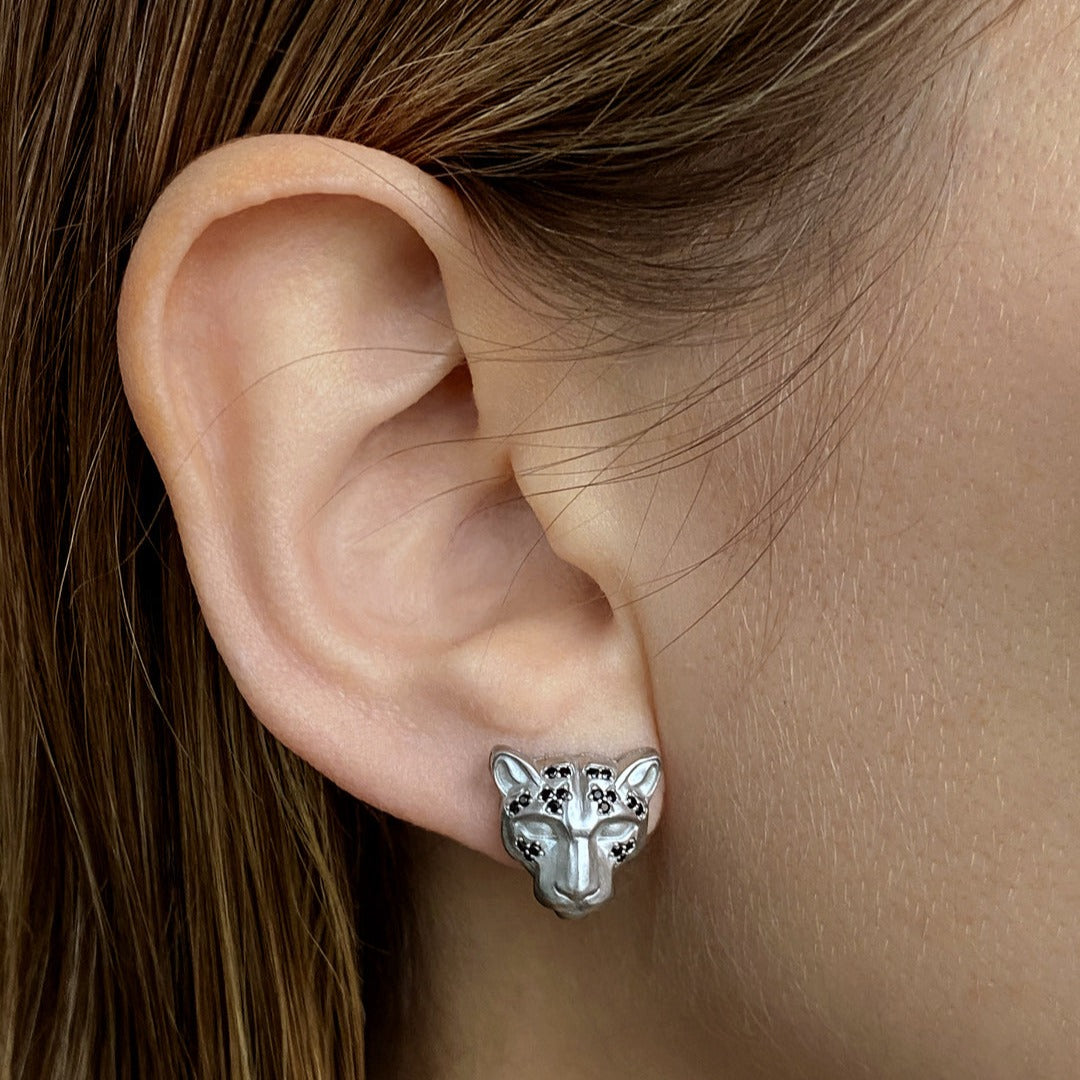 STUDS "LEOPARDS" WITH BLACK DIAMONDS / SILVER