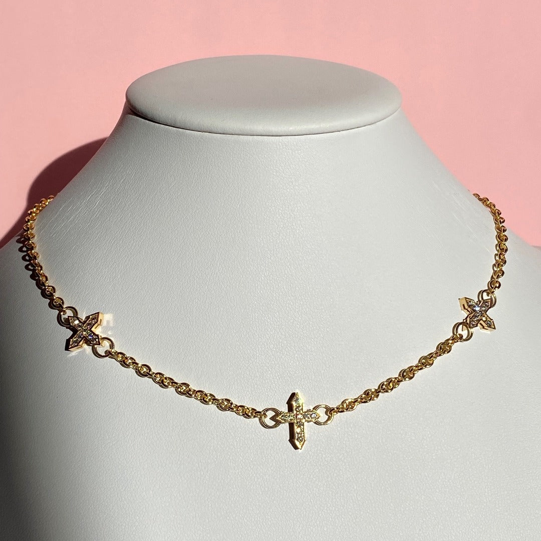 TRINITY CHAIN WITH WHITE DIAMONDS / SOLID GOLD