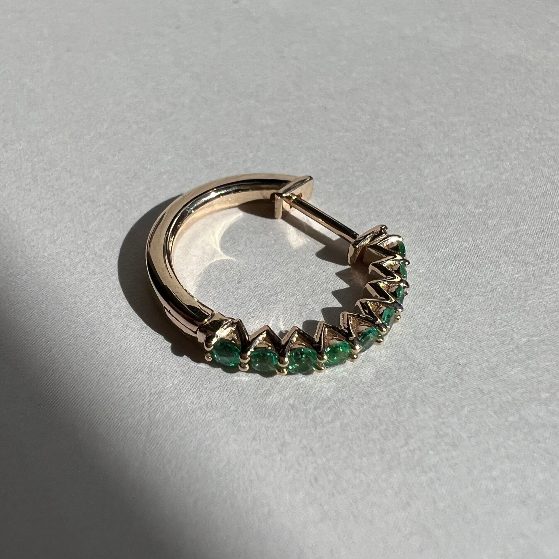HOOP EARRING "ARCHES" WITH EMERALDS / SOLID GOLD