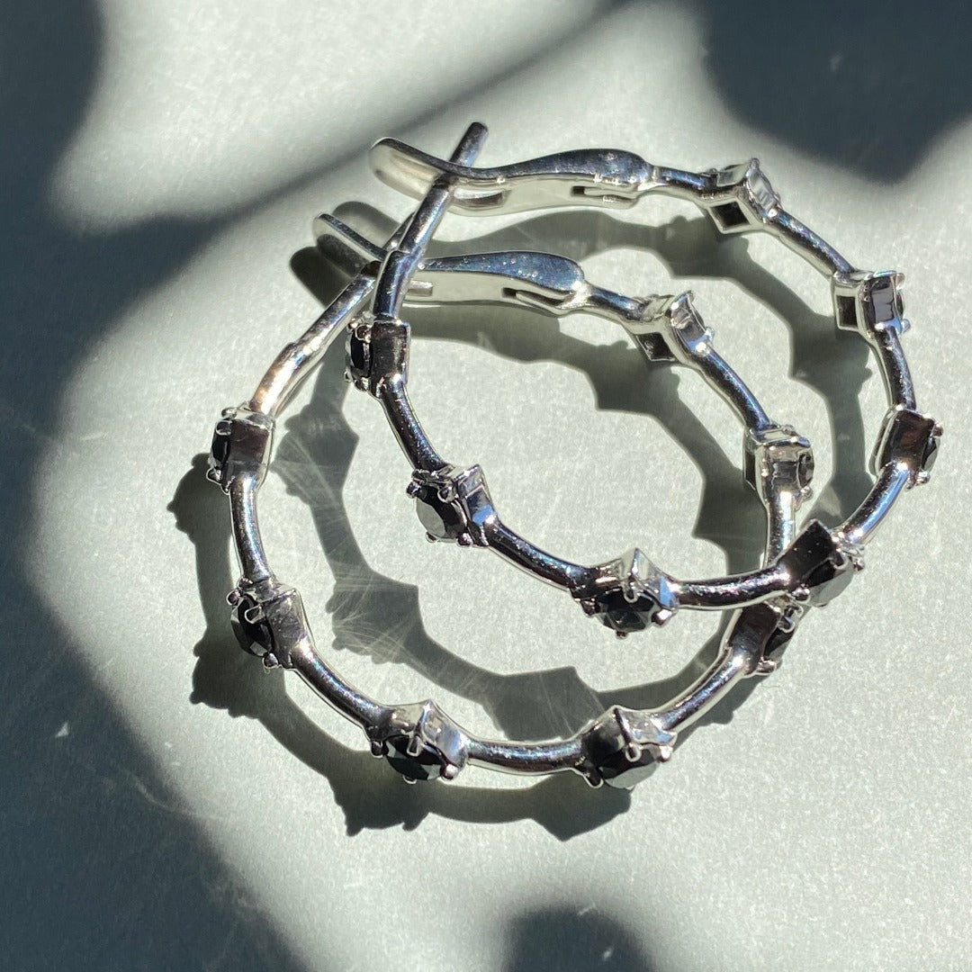 EARRINGS "TRAP" WITH BLACK DIAMONDS / SOLID GOLD