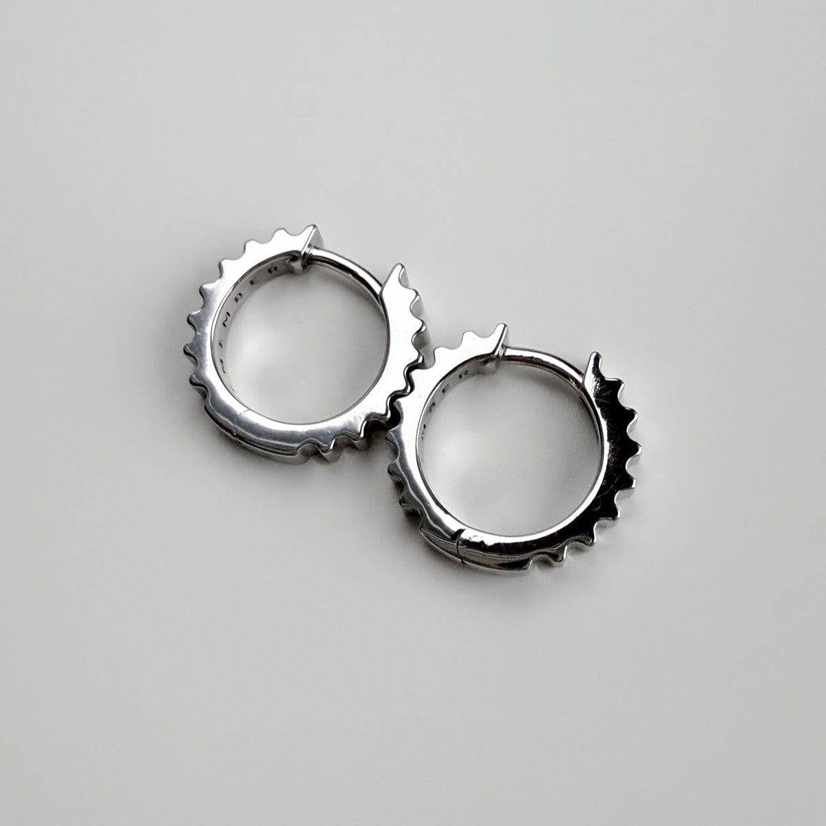 HOOP EARRING "GEARS OF TIME" MINI | SILVER
