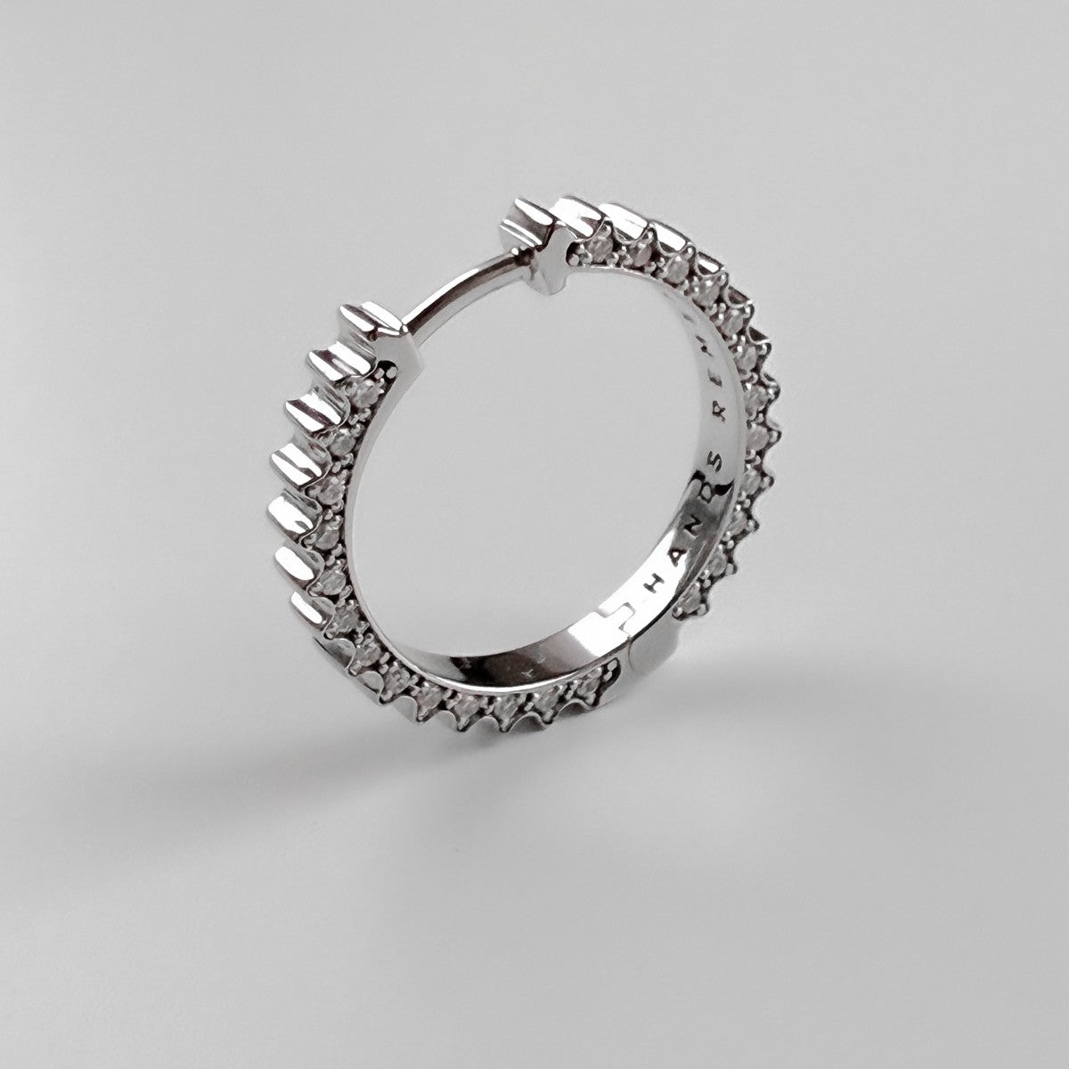 HOOP EARRING "GEARS OF TIME" WITH MOISSANITE | SILVER