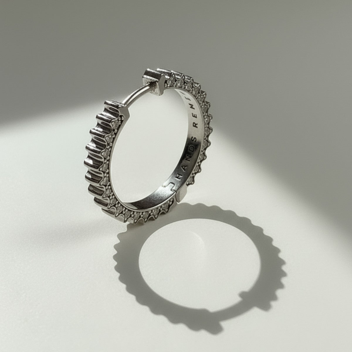 HOOP EARRING "GEARS OF TIME" WITH MOISSANITE | SILVER