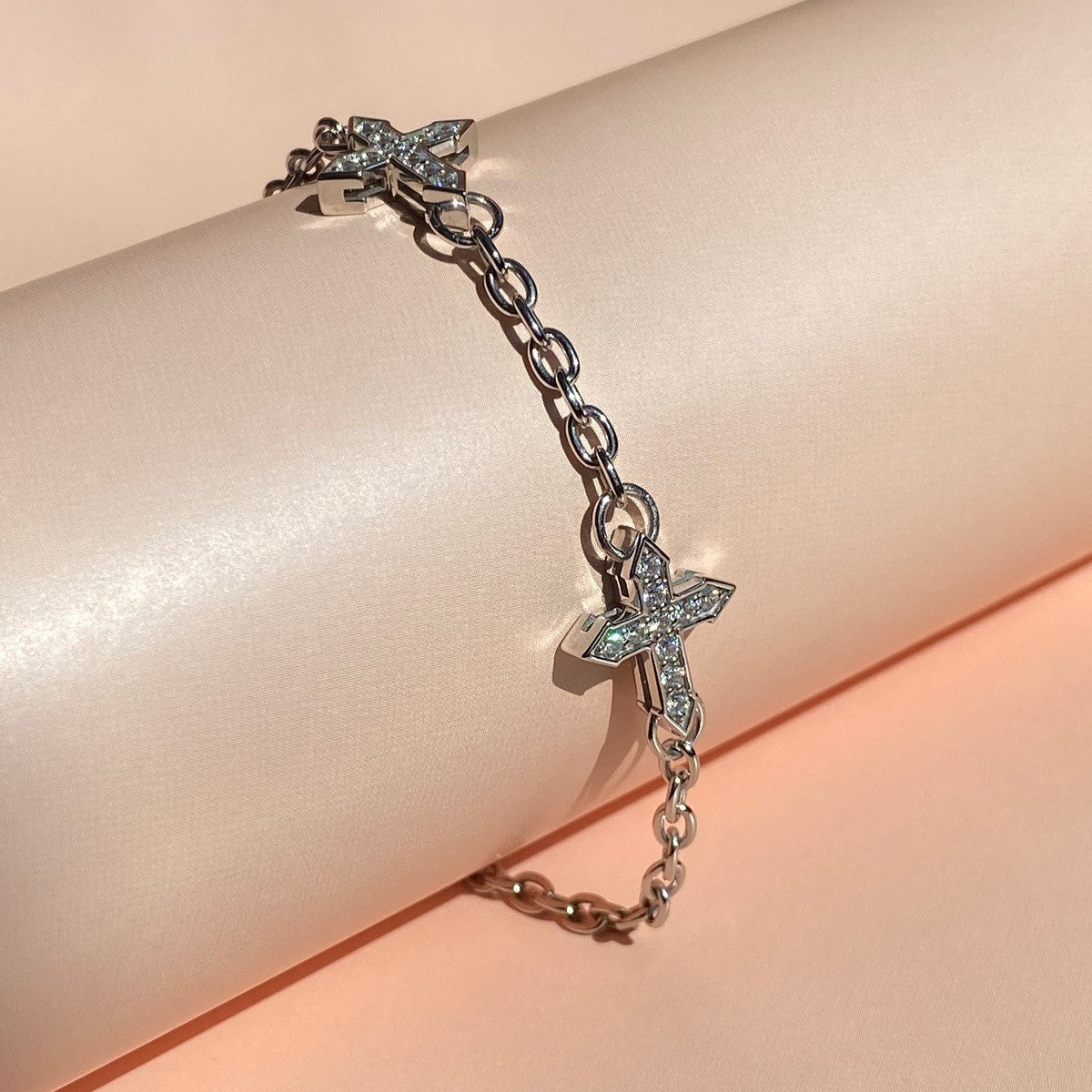 CHAIN BRACELET "TWO CROSSES "GLOW" WITH MOISSANITE / SILVER