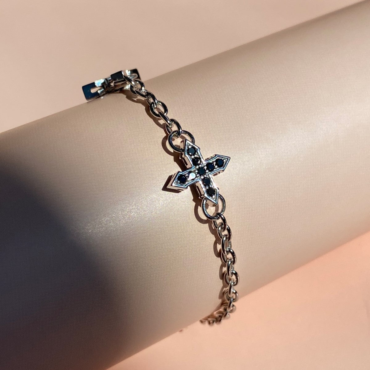 CHAIN BRACELET "TWO STARS "GLOW" WITH BLACK SPINEL / SILVER