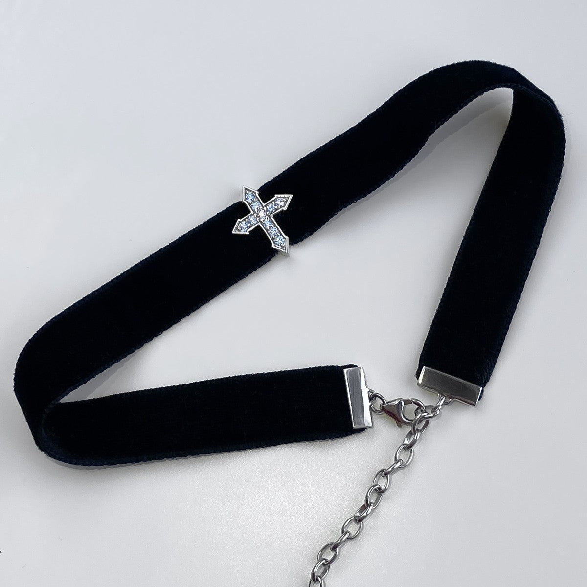 CHOKER "GRAND CROSS "GLOW" WITH CZ / SILVER