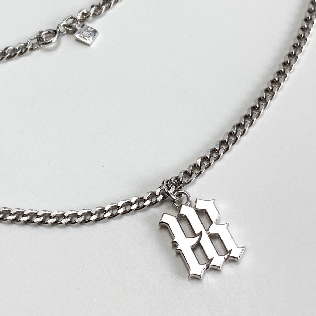 PENDANT "GOTHIC LOGO" ON A CHAIN / SILVER