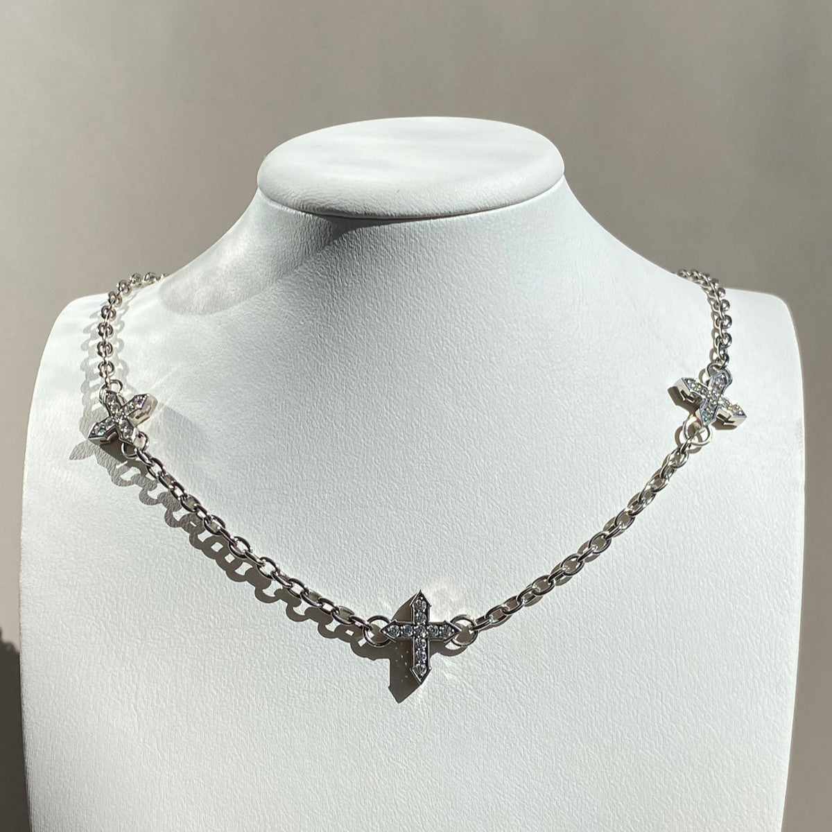 NECKLACE "TRINITY "GLOW" WITH MOISSANITE / SILVER