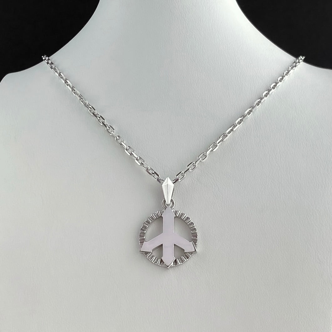 PENDANT "PACIFIC"  WITH FLUTED BEZEL ON A CHAIN | SILVER