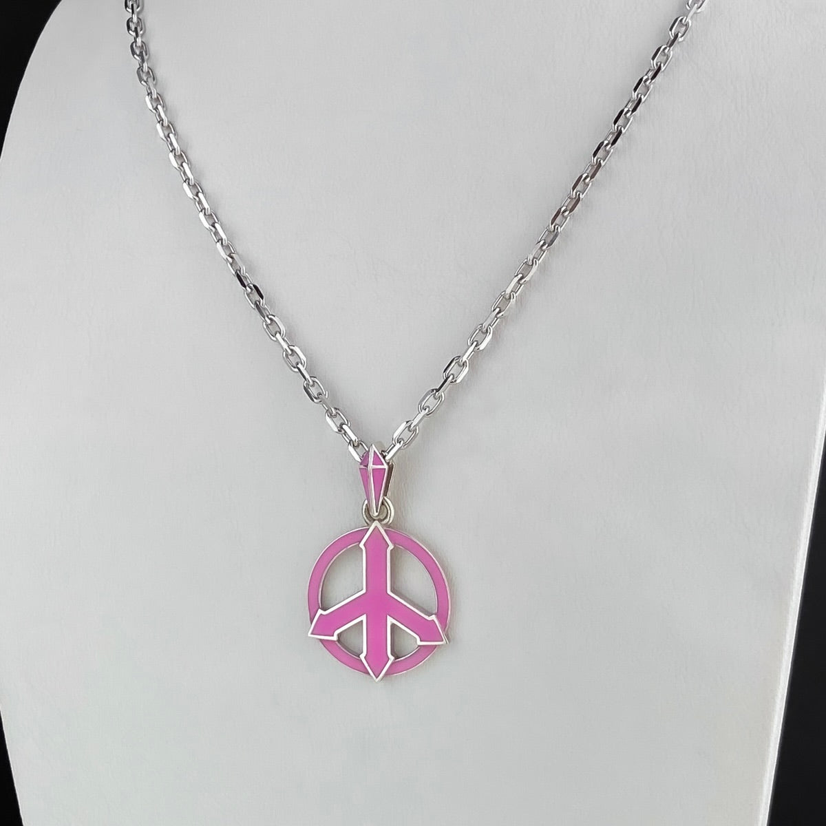 PENDANT "PACIFIC"  WITH PINK ENAMEL ON A CHAIN | SILVER