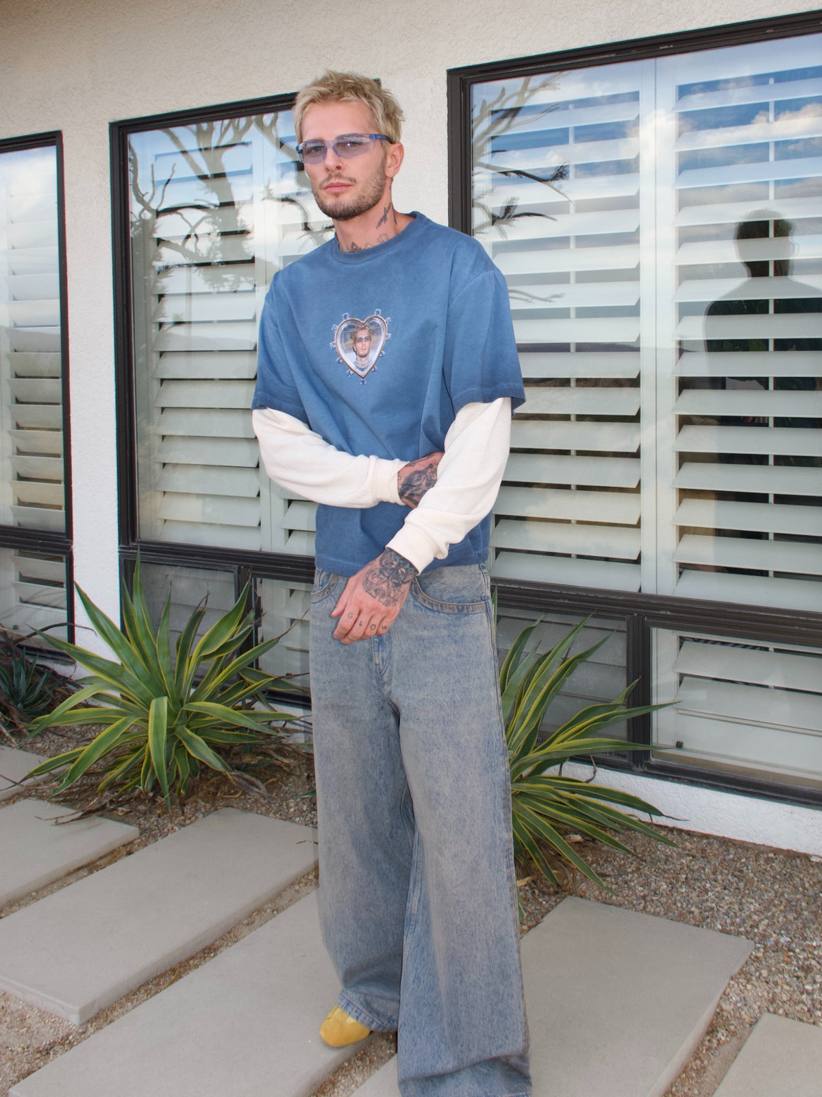 Blue long-sleeve T-shirt with the Oscar in My Heart print and contrasting white sleeves, relaxed front view