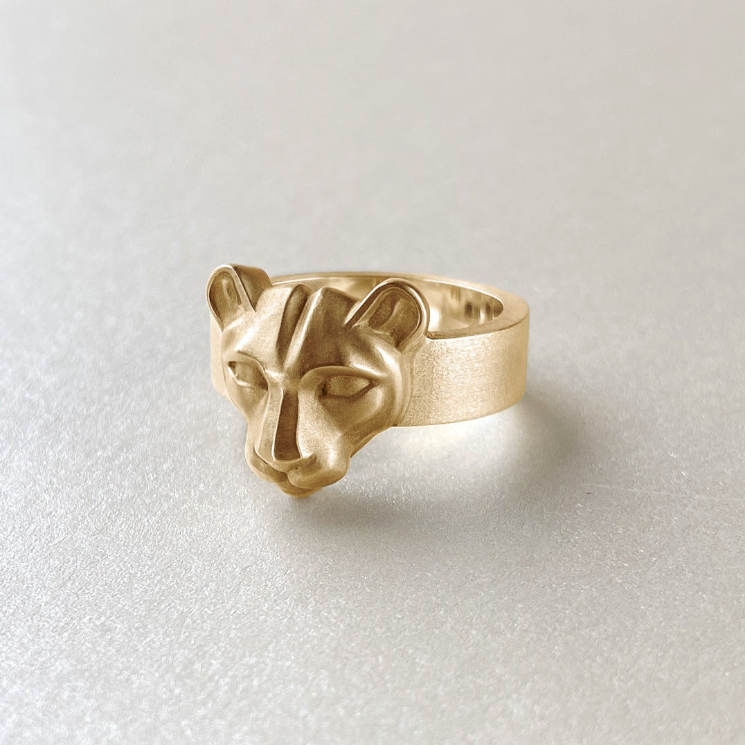 RING "PUMA" / SOLID GOLD