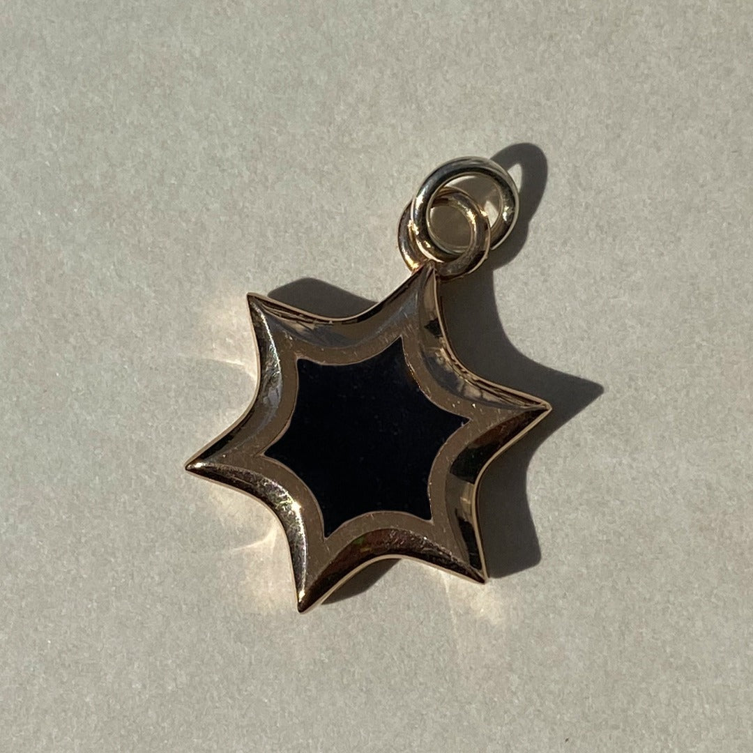 PENDANT "STAR OF DAVID" WITH COLORED ENAMEL / SOLID GOLD