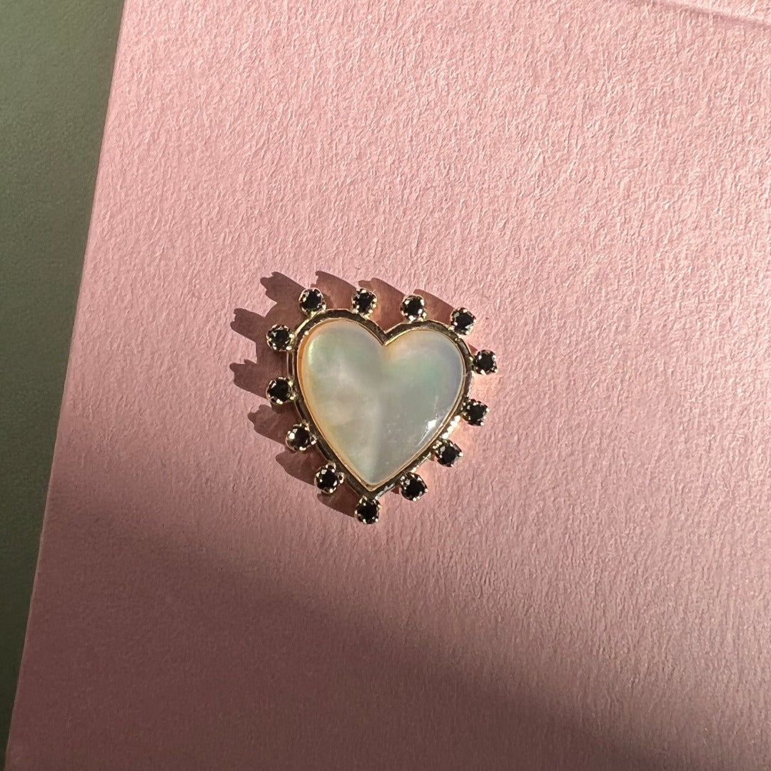 STUD "HEART" WITH MOTHER-OF-PEARL & BLACK DIAMONDS / SOLID GOLD